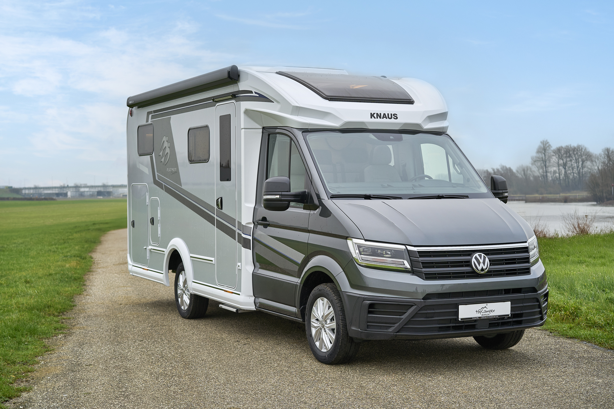 Knaus 650 MEG Compact Luxury Of the Grid