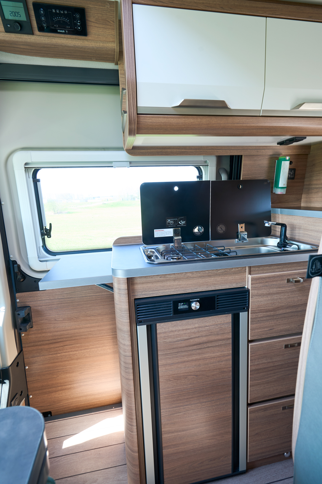Knaus 600 ME met daktent